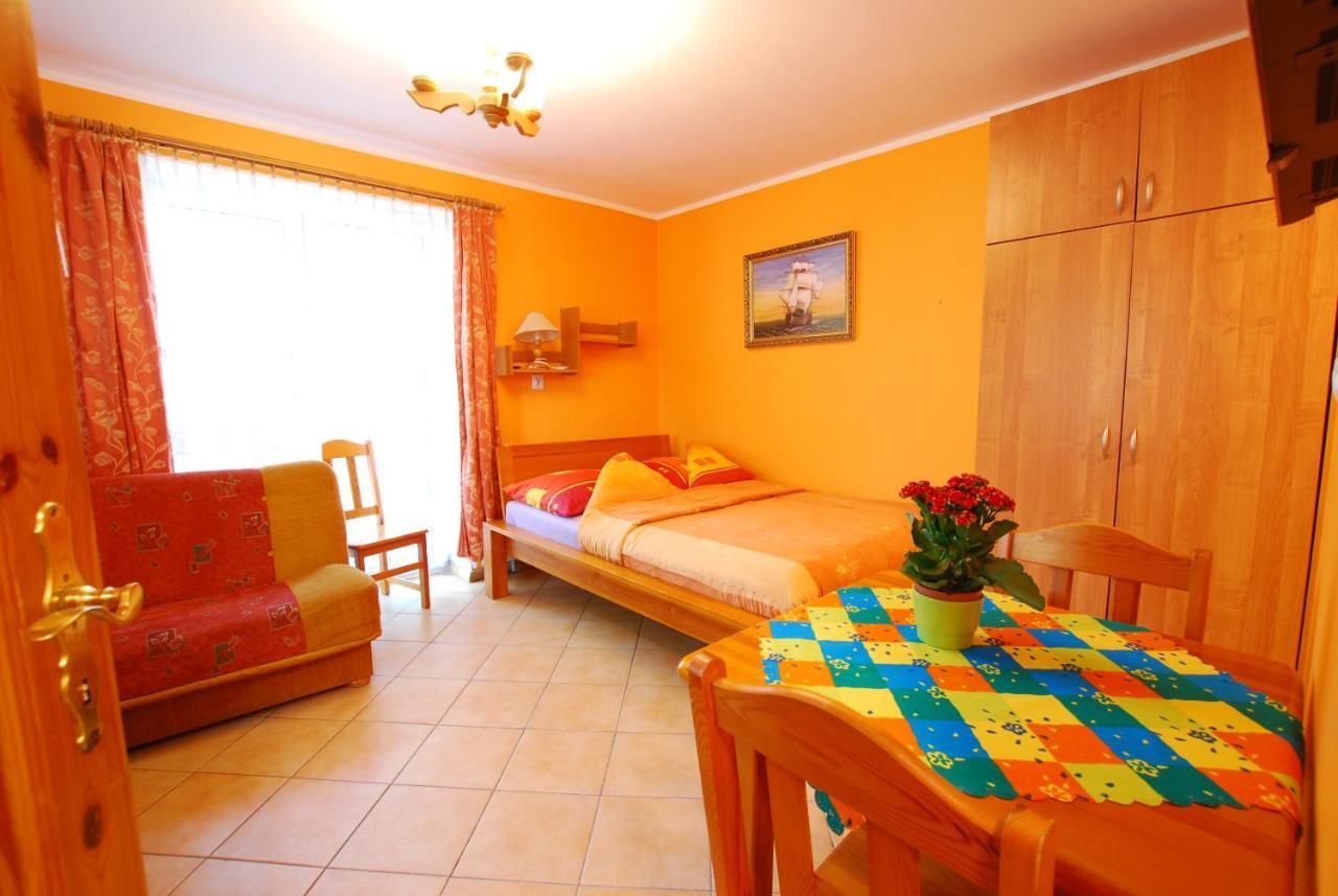Pokoje Z Widokiem Na Morze 2 Jastarnia Exterior photo